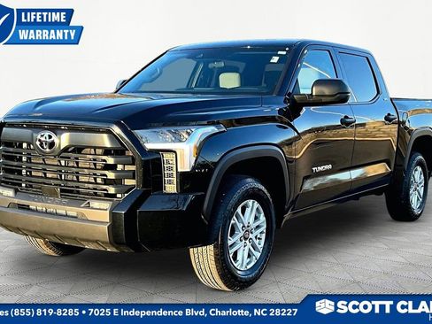 Used 2025 Toyota Tundra SR5 image 3