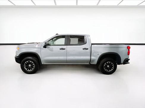 Used 2025 Chevrolet Silverado 1500 ZR2 w/ Technology Package AWD/4WD image 23