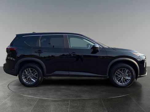 Used 2026 Nissan Rogue SV AWD/4WD image 10