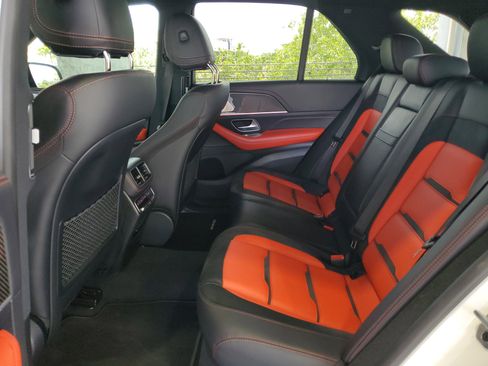 Used 2023 Mercedes-Benz GLE 53 AMG 4MATIC image 9
