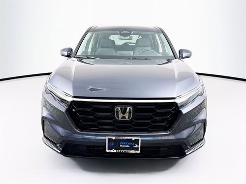 Used 2025 Honda CR-V EX image 2
