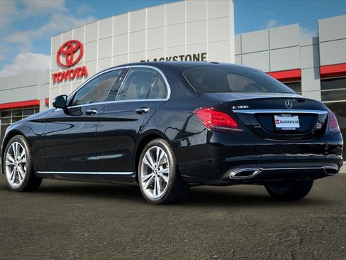 Used 2019 Mercedes-Benz C 300 Sedan image 5