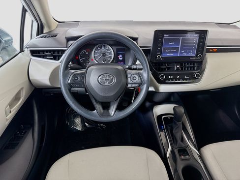 Used 2022 Toyota Corolla LE image 17