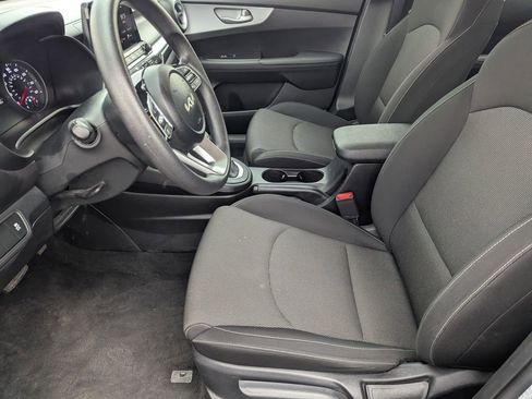 Used 2024 Kia Forte LXS image 25