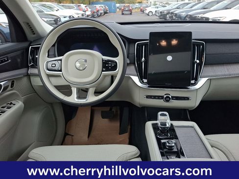 New 2026 Volvo XC90 B5 Ultra w/ Protection Package Premier image 8