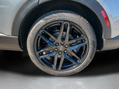 New 2026 Chevrolet Equinox EV LT w/ LPO, Blackout Package FWD image 33