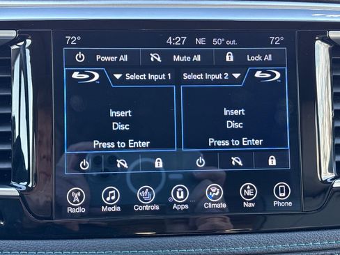 Used 2017 Chrysler Pacifica Platinum image 32