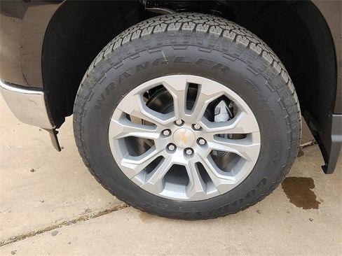 New 2026 Chevrolet Silverado 1500 LTZ w/ Z71 Off-Road Package image 7