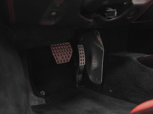 Certified 2014 Ferrari 458 Spider RWD image 40