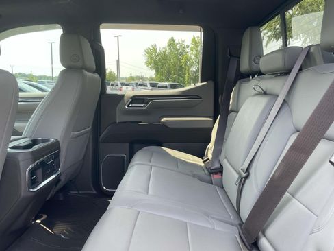 Used 2023 Chevrolet Silverado 1500 LTZ w/ LTZ Premium Package AWD/4WD image 9