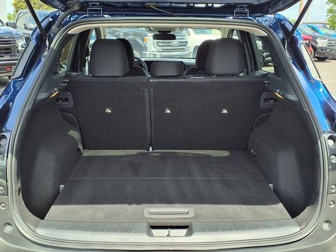 Used 2025 Nissan Kicks SV FWD image 17