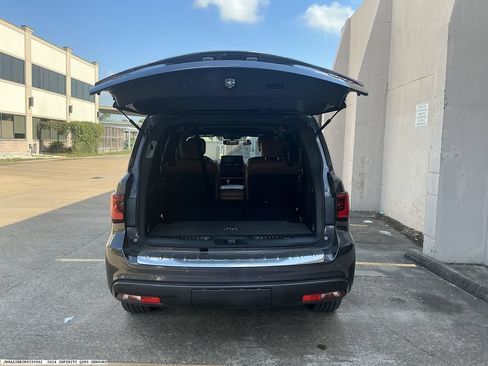 Used 2024 INFINITI QX80 Sensory w/ Cargo Package AWD/4WD image 10