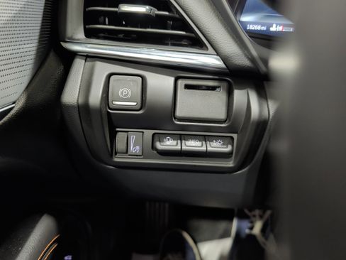 Used 2024 Cadillac CT4 V image 10