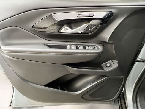 Used 2023 GMC Terrain AT4 w/ Tech Package image 32