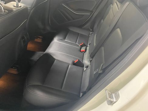 Used 2017 Mercedes-Benz GLA 250 image 22