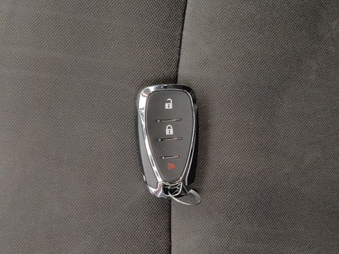 Used 2019 Chevrolet Trax LT w/ LT Convenience Package FWD image 32