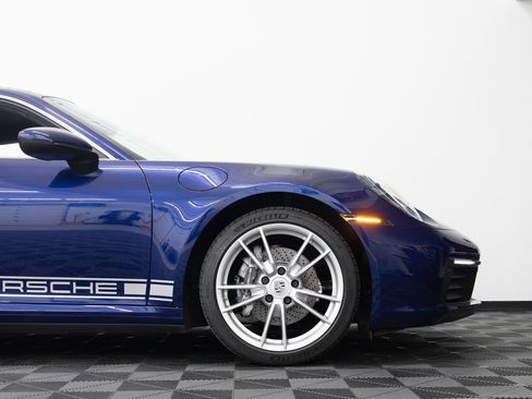 Certified 2022 Porsche 911 Carrera image 8