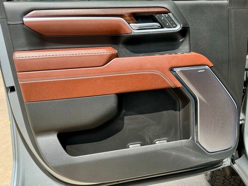 Used 2024 GMC Sierra 2500 Denali Ultimate w/ Max Trailering Package image 46