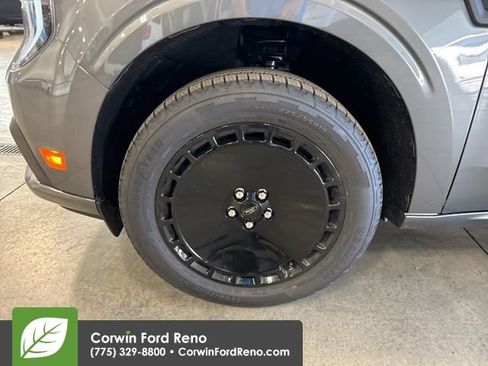 New 2025 Ford Maverick Lobo image 12