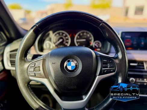 Used 2017 BMW X5 xDrive40e image 29