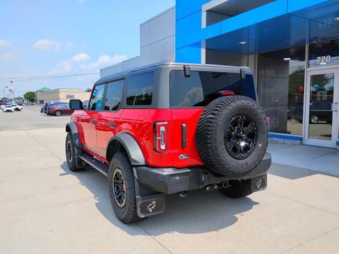 Used 2023 Ford Bronco Wildtrak AWD/4WD image 9