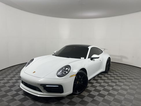 Certified 2024 Porsche 911 Carrera RWD image 1