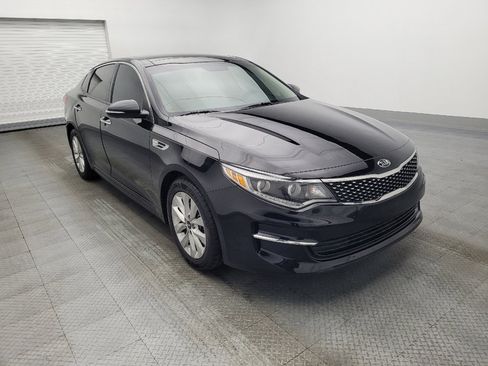 Used 2018 Kia Optima EX w/ Premium Package image 13