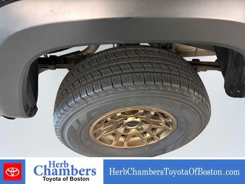 Used 2023 Toyota Tacoma 4x4 Double Cab w/ Trail Edition image 8