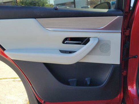 Certified 2025 MAZDA CX-90 Plug-In Hybrid w/ Premium Plus image 17