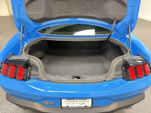 Used 2024 Ford Mustang Coupe image 5