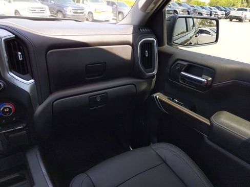 Used 2019 Chevrolet Silverado 1500 LT Trail Boss image 17