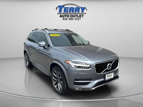 Used 2018 Volvo XC90 T6 Momentum AWD/4WD image 2