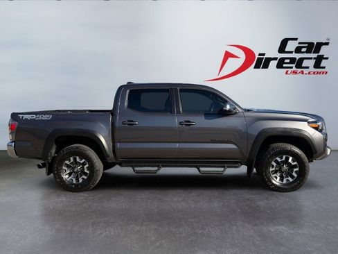 Used 2023 Toyota Tacoma TRD Off-Road image 3