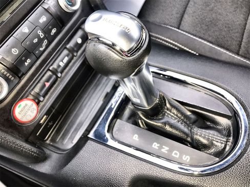 Used 2016 Ford Mustang Convertible image 19