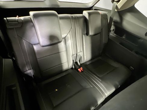 Used 2022 Volkswagen Atlas SE image 25