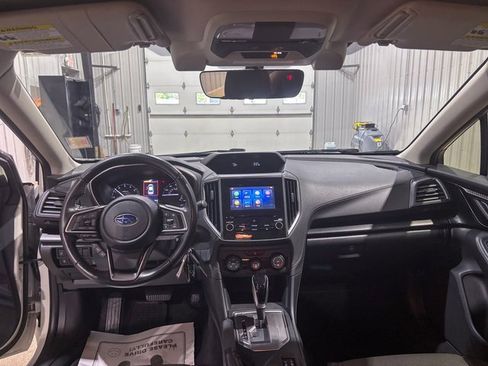 Used 2019 Subaru Crosstrek 2.0i Premium w/ Eyesight System image 22