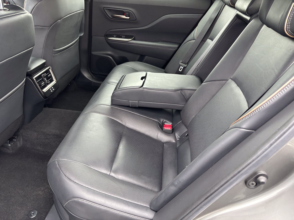 Used 2025 Toyota Crown AWD/4WD image 47