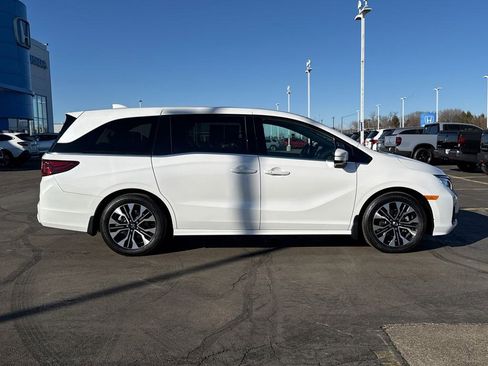 Certified 2025 Honda Odyssey Elite image 12
