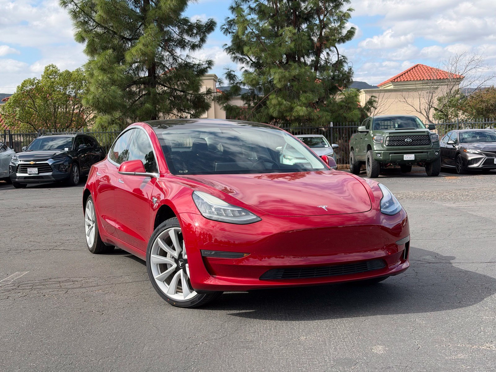 Used 2017 Tesla Model 3 Long Range RWD image 1