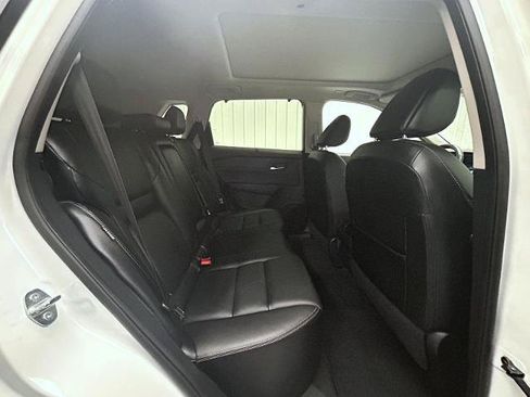 Certified 2023 Nissan Rogue SL w/ SL Premium Package AWD/4WD image 18