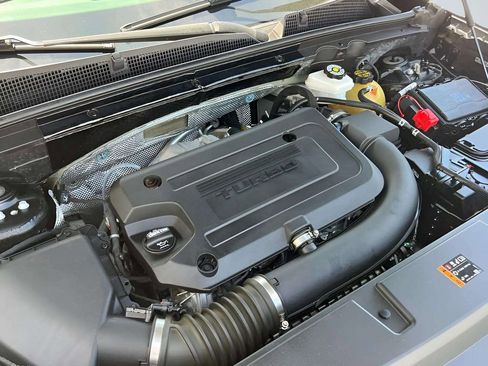 Used 2021 Buick Envision Essence w/ Technology Package I FWD image 30