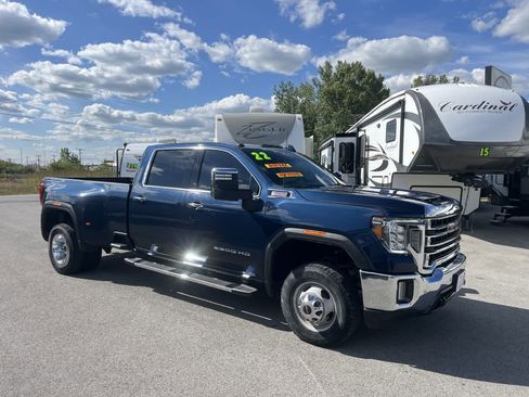 Used 2022 GMC Sierra 3500 SLT w/ SLT Premium Package image 6