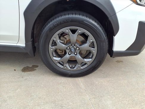 Used 2022 Subaru Crosstrek 2.5i Sport w/ Popular Package #3 image 27