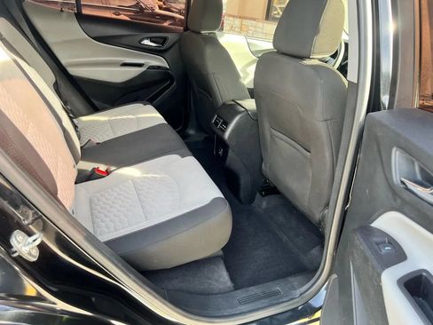 Used 2020 Chevrolet Equinox LS FWD image 26