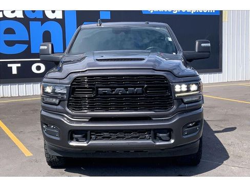 Used 2024 RAM 2500 Limited AWD/4WD image 3