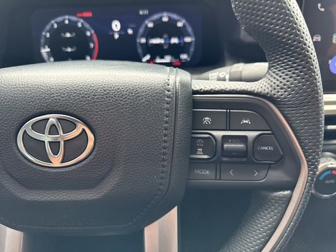 Used 2024 Toyota Tacoma SR5 AWD/4WD image 30