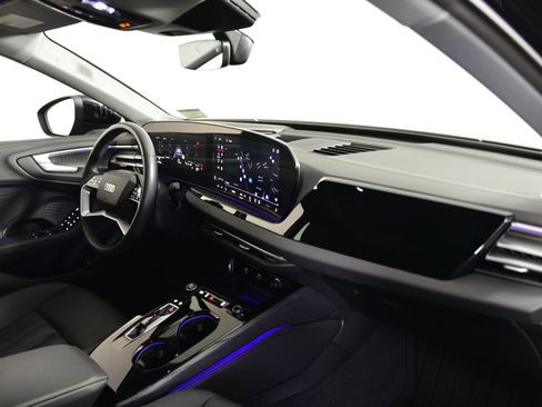 Certified 2025 Audi A5 2.0T Premium Plus w/ Premium Plus image 19