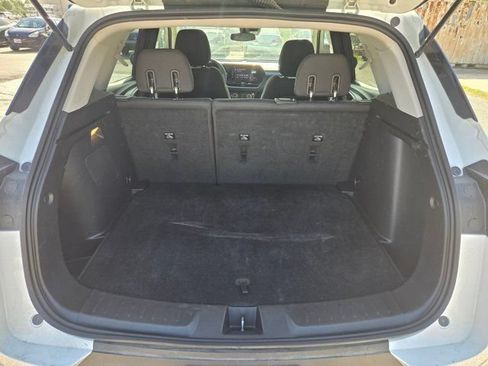 Used 2025 Chevrolet TrailBlazer LT AWD/4WD image 7