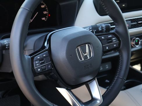 Certified 2026 Honda HR-V EX-L image 17