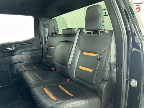 Used 2025 GMC Sierra 1500 AT4 AWD/4WD image 19